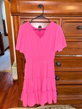 Zattcas Hot Pink Flutter Sleeve Tiered Mini Dress | Size Small
